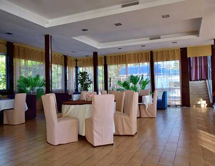 Рестораны и бары