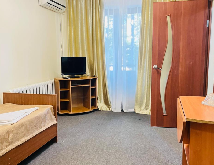 Стандартный 3-местный 2-комнатный корпус 1 - Пансионат «Айтар»